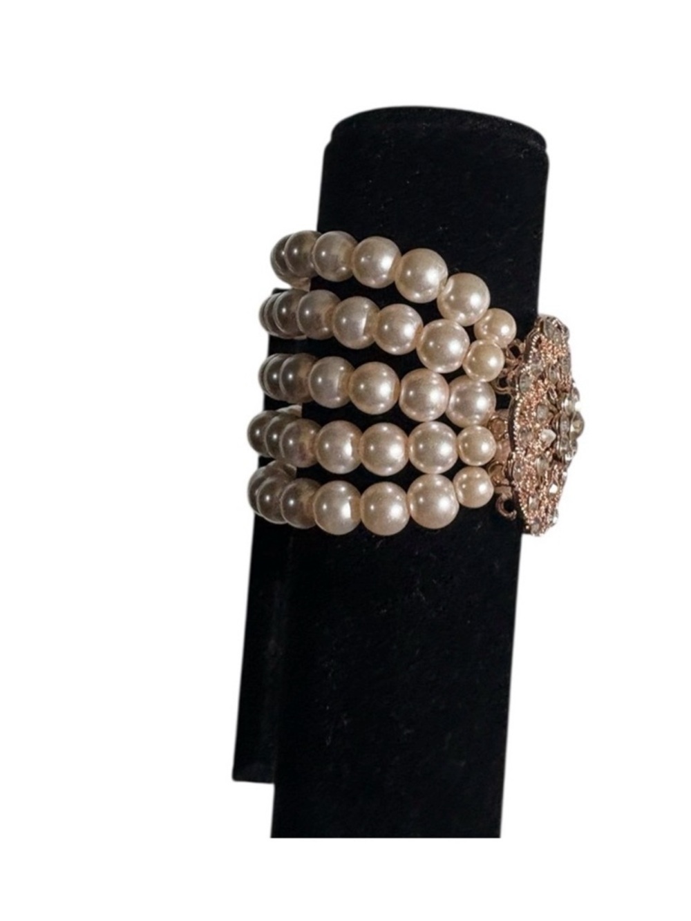 Cream Pearl Multi-Strand Bracelet with Rose Gold Filigree Clasp - Picture 2 of 4